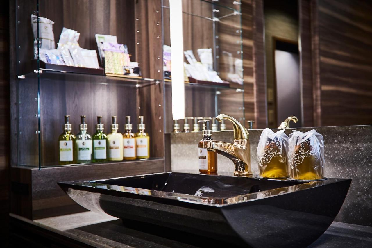 Petit Bali Ikebukuro (Adults Only) Hotel Tokyo Bagian luar foto