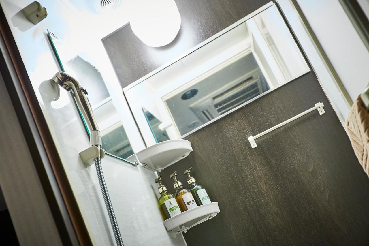 Petit Bali Ikebukuro (Adults Only) Hotel Tokyo Bagian luar foto